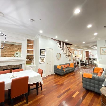 וושינגטון Classy Victorian Brownstone Subway Shopping מראה חיצוני תמונה